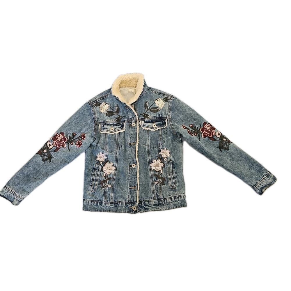 Dance & Marvel distressed denim jean jacket size Medium Embroidered Flowers Fur